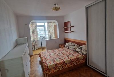 Apartament cu 3 camere semidecomandat, mobilat în Central - 7