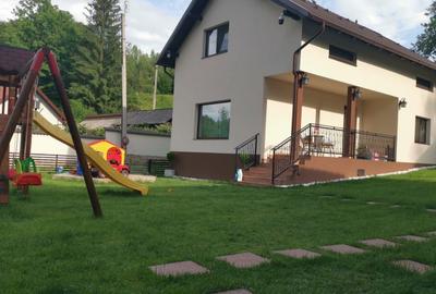 Casă cu 3 camere în Slătioara - 5