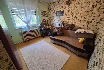 Galata 3 camere decomandat cod oferta: 159080 Galata 3 camere decomandat cod oferta: 159080 - 3