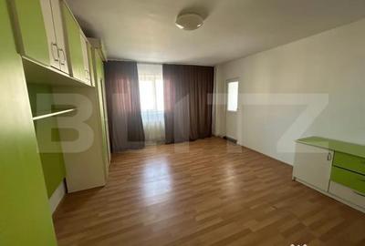 Apartament cu 3 camere decomandat în Micro 11 - 2
