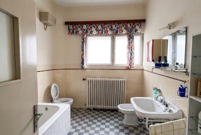 Casă individuală cu 5 camere cu Canalizare în Central - 6