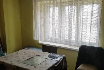 Casă cu 2 camere cu Teren 1100 Mp în Central - 4