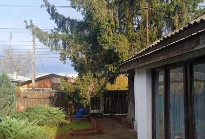 Casă cu 4 camere în Central - 3