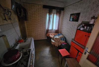 Casa de vanzare pe strada Decebal, Caransebes. 75.000euro Casa de vanzare pe strada Decebal, Caransebes. 75.000euro - 6