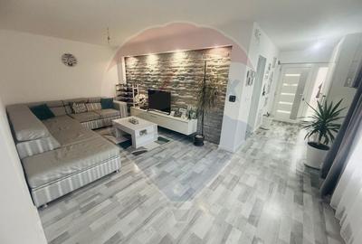 Duplex cu 6 camere cu Teren 229 Mp în Est - 8