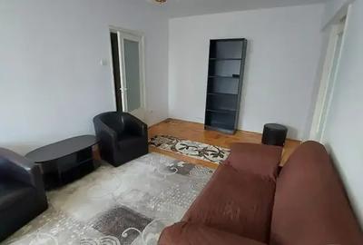 Apartament cu 2 camere semidecomandat, mobilat în Muncii