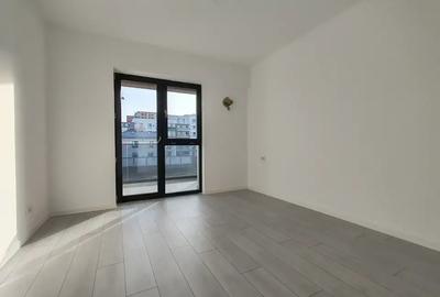 Apartament cu 3 camere decomandat în Titan - 9