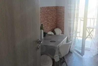 Apartament cu 1 camera decomandat et 2 la cateva minute de hotel IQ - 6