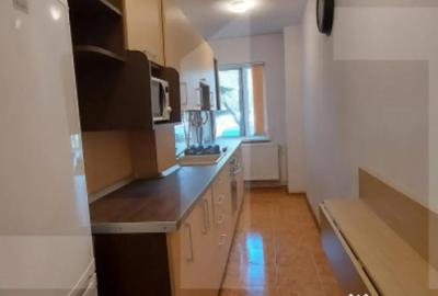 Garsonieră decomandată în Central - 7