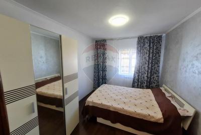Apartament cu 3 camere decomandat în Brăilei