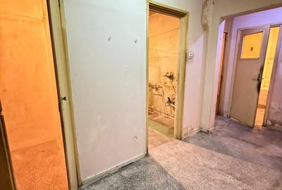 Apartament cu 3 camere decomandat în Titan - 9