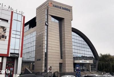 Spațiu comercial, de 200 mp, în Central - 11