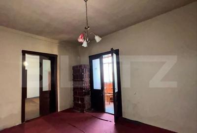 Casa de vanzare, cu 3 camere, 57 mp, zona Simeria - 2