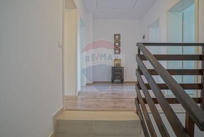 Casa mobilata si utilata in Sanpetru - 5