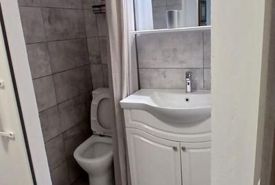 Garsonieră decomandată în Central - 4