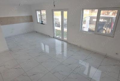 Casă cu 3 camere cu Teren 300 Mp în Lumina - 3