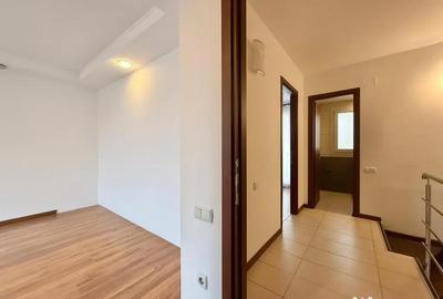 Casă cu 3 camere cu Teren 136 Mp în Pipera