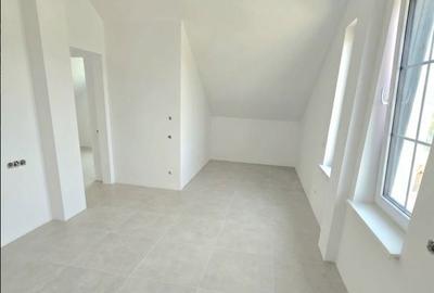Casă cu 4 camere cu Teren 586 Mp în Balotești - 14