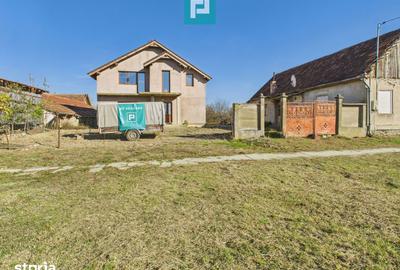 Casă cu 6 camere cu Teren 1800 Mp în Central - 2
