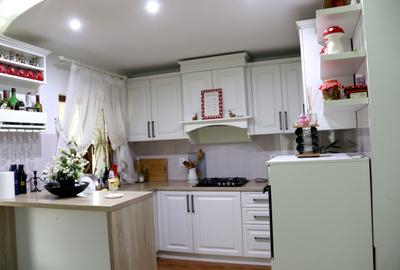Vila Rediu cod 153066 - 2
