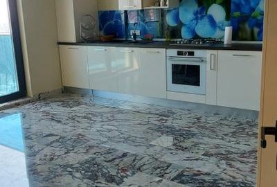 Penthouse cu 5 camere decomandat, mobilat în Central - 49