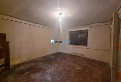 Casa de vanzare cu 4 camere si anexe in Fagaras. - 5