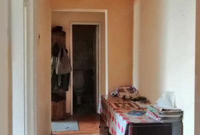 Apartament cu 4 camere decomandat în Central - 1
