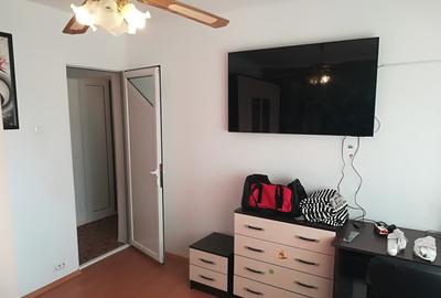Proprietar vand apartament 2 camere Decomandat et.3 _Gura Leului-Fabr - 5