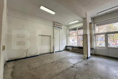 Spațiu comercial, de 87 mp, în Decebal - 2