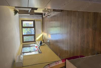 Vand casa batraneasca renovata - 2