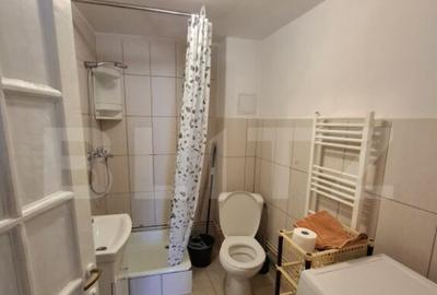 Casa cu 4 apartamente si curte proprie ,suprafata utila 122m - 14