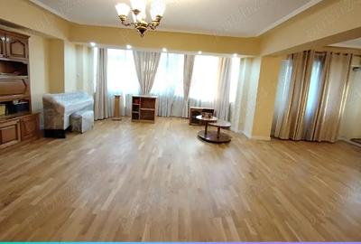 Apartament cu 4 camere decomandat în Hala Centrală - 1