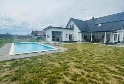 De vanzare 2 case superbe Livezile! - 4