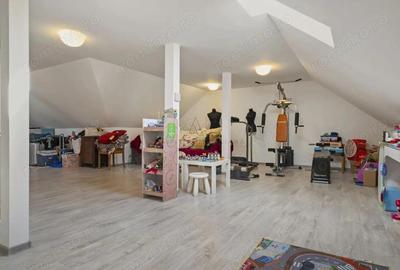 Casa P+1+M I curte 500 mp Comision 0 - 2