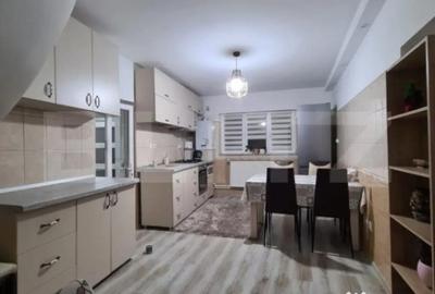 Casă cu 3 camere cu Teren 30 Mp în George Enescu - 2