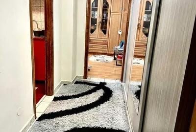 Apartament cu 2 camere decomandat, etajul 2/4, zona Dacia - 4