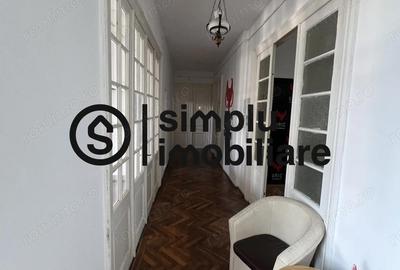 Spațiu comercial, de 500 mp, în Central - 13