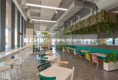 Spațiu comercial, de 60 mp, în Central - 3