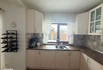 Casă cu 4 camere în Purcăreni - 13