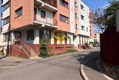 Apartament cu 2 camere, mobilat în Între Lacuri - 2