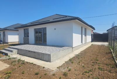 Casa parter 4 camere - La intrare in Com.Berceni - 7