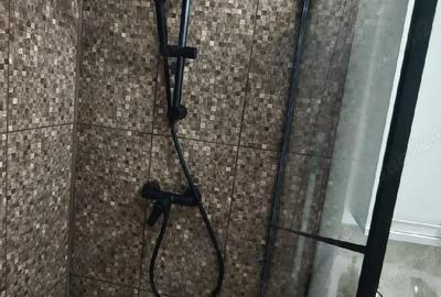 Apartament cu 3 camere semidecomandat în Central - 1