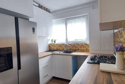 Apartament cu 3 camere semidecomandat în Central - 7