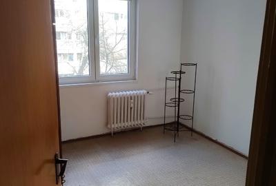 Apartament cu 2 camere decomandat în Drumul Taberei - 4