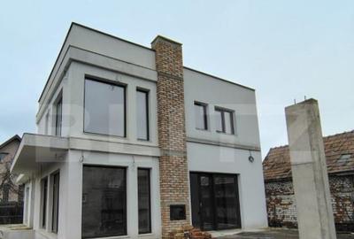 Casă cu 4 camere cu Teren 382 Mp în Bună Ziua - 3