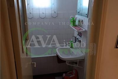 Apartament cu 2 camere semidecomandat în Mioriței