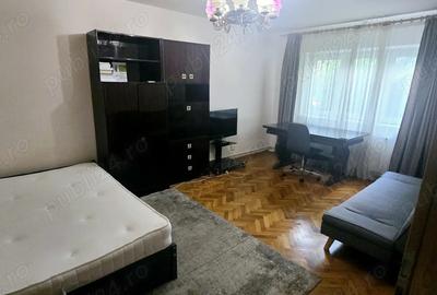 Inchiriez apartament 3 camere decomandate central Sibiu - 8