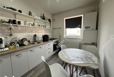Apartament cu 2 camere decomandat, mobilat în Sud