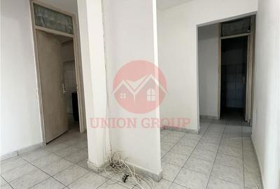 Apartament cu 4 camere decomandat în Km 4 - 3