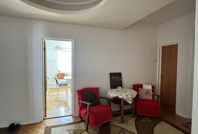 Apartament cu 4 camere decomandat în Central - 11